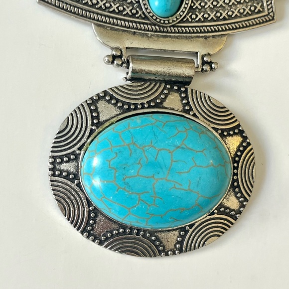 🇿🇦 handmade silver engraved details & marble turquoise statement necklace - Picture 6 of 17